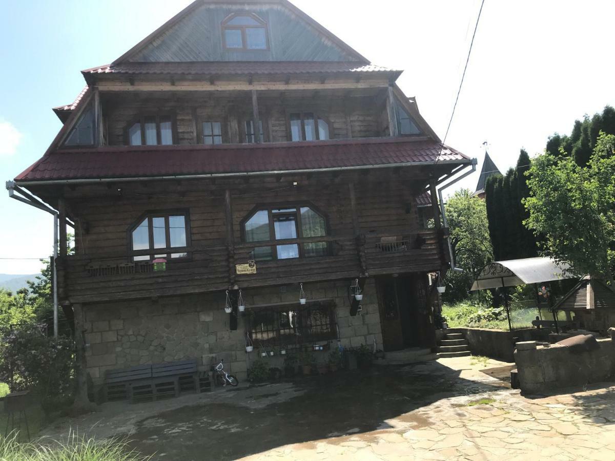 Садиба Червона Калина Private Estate Chervona Kalyna Jaremtsche Exterior foto